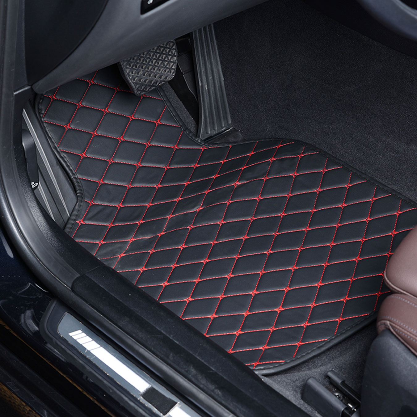 Tappetini per auto, set comple - Car Floor Mats Universal Waterproof Leather recensione e prezzo